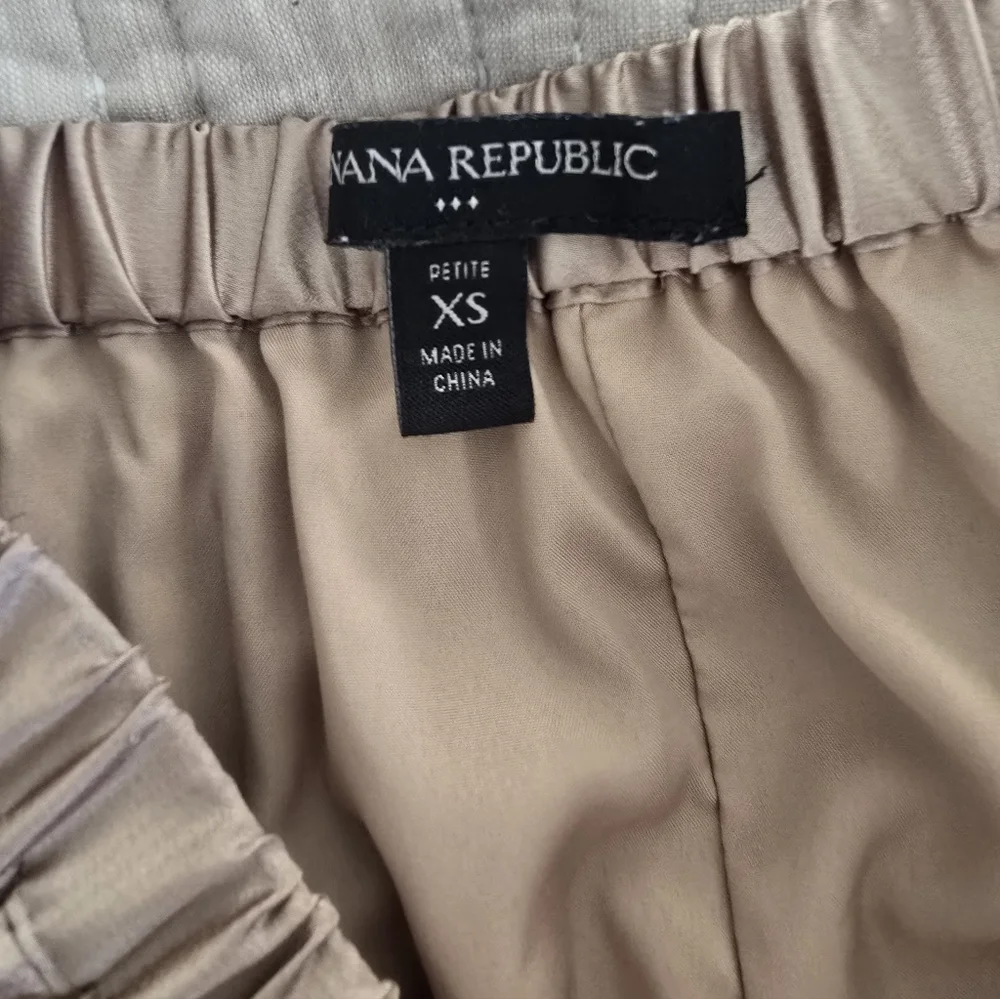 Pleated Midi Skirt in Blush Taupe - Picture 2 of 4